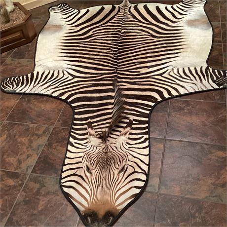 Hartmans Mountain Zebra Rug, 70” X 137” Nose to tail (Intra-State Only)