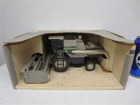 Gleaner L3 Combine Deutz-Allis 1/24th