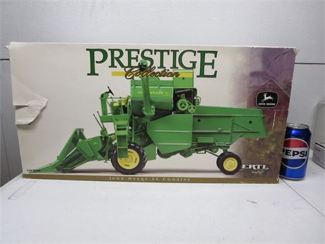 John Deere Prestige 55 Combine Nice!