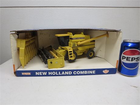 New Holland Combine TR-98